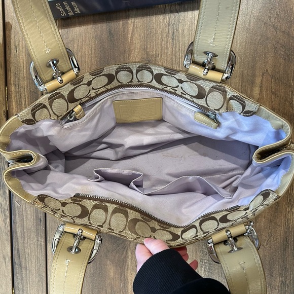 COACH F13743 Soho Pleated Tote Signature C Brown Jacquard Leather Shoulder Bag - Picture 3 of 5